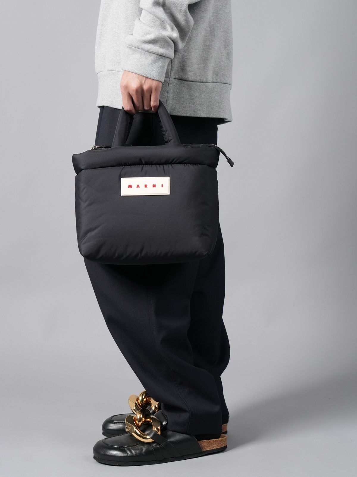 MARNI - TOTE EW / ブラック PUFF ミニトートバッグ (ブラック