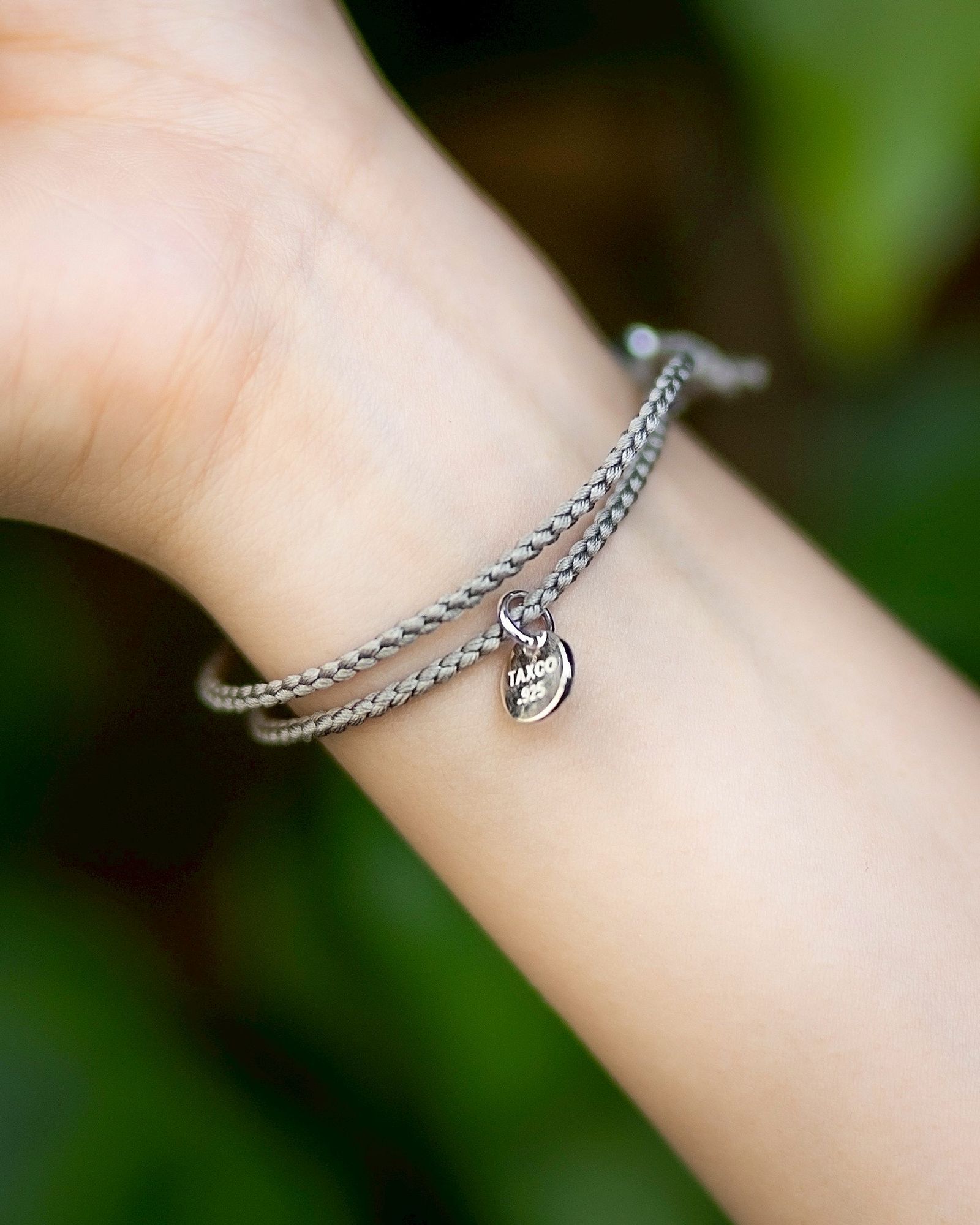 XOLO - XOLO JEWELRY ショロジュエリー / Piece Silk Code Bracelet