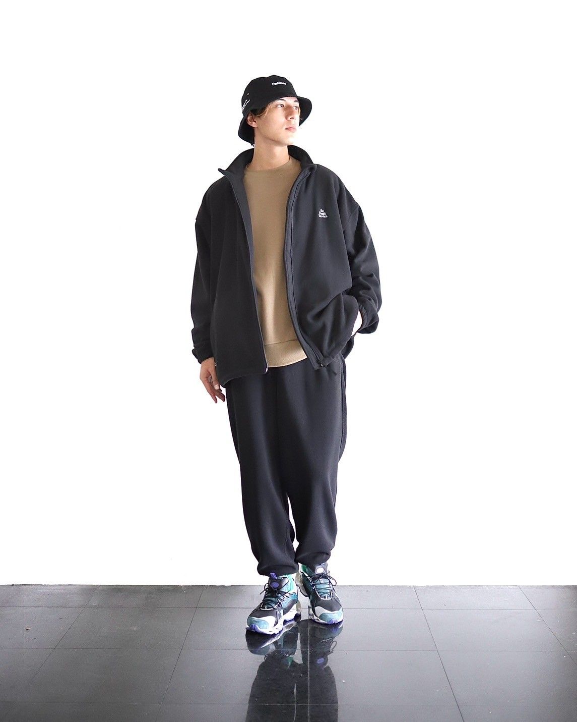ReFresh!Service. リフレッシュサービス FLEECE TRACK SUITスタイル