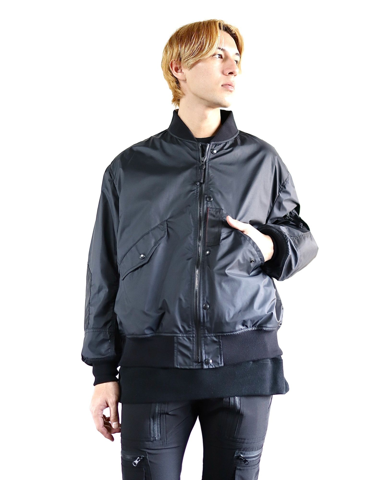 COMME des GARCONS HOMME 24SS新作ミリタリージャケット スタイル