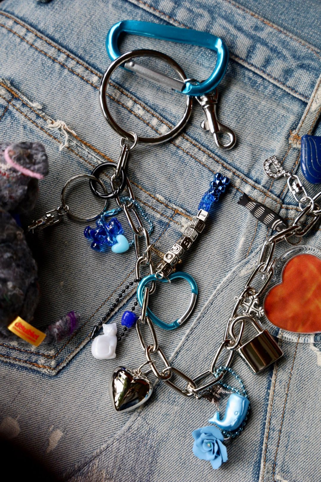 doublet - ダブレット25AW KEY CHAIN WITH DOG DOLL(25AW91AC36) BLUE