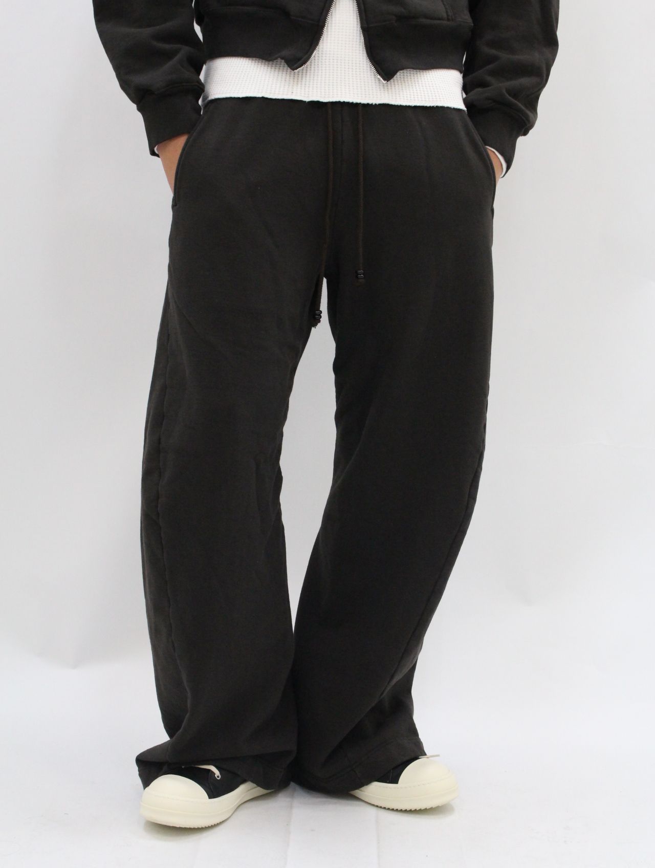 NVRFRGT - 【25SS】3D ツイステッド ラウンジ ワイド パンツ / 3D