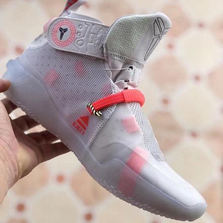 海外8月発売予定】ナイキ コービー AD NXT ホワイト/ピンク