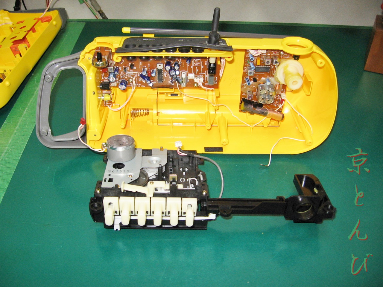 機器修理】SONY CFM-104 SPORTS（海外仕様）ラジカセ | 音響機器修理