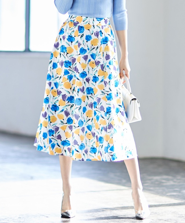 チューリップフレアスカート