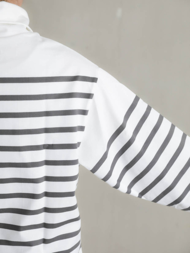 OUTIL ウティ｜tricot ibos タートルネックバスクシャツ off × gunmetal