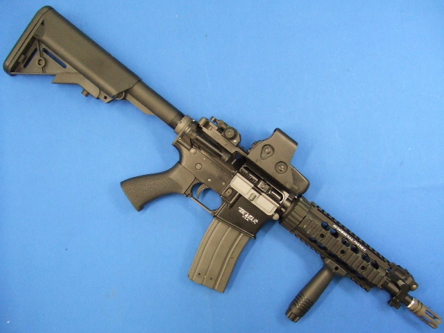 ナイツ M4A1フルメタルカスタム SR-16 | ウエスタンアームズ