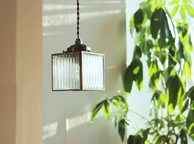 ペンダントライト Kostka（コストカ）｜北欧・ヴィンテージインテリア