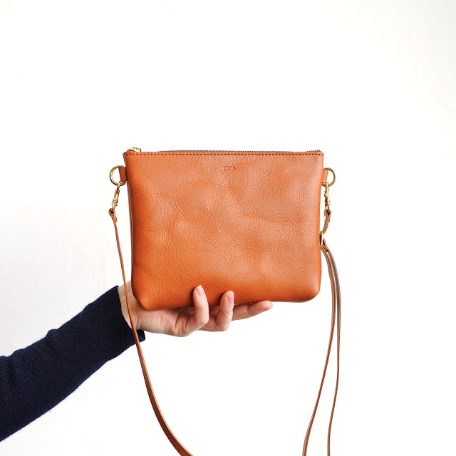 Sleek sacoche -middle-