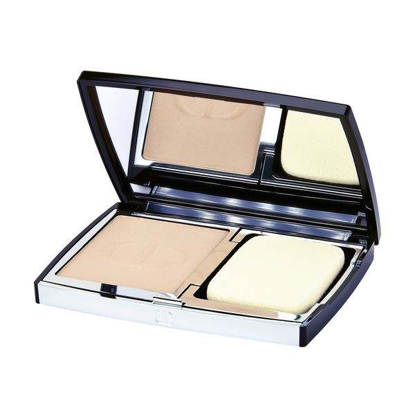 CosmeDeNet ディオール ディオールスキン フォーエヴァー コンパクト