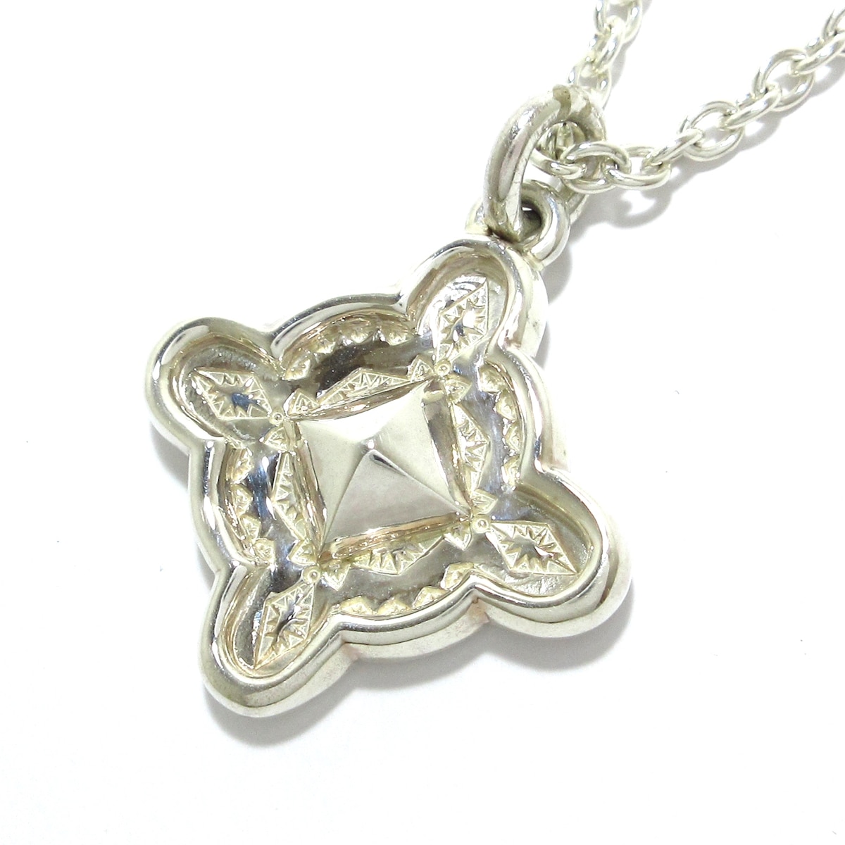 マディソンブルー/ネックレス/シルバーの買取実績【ブランディア】