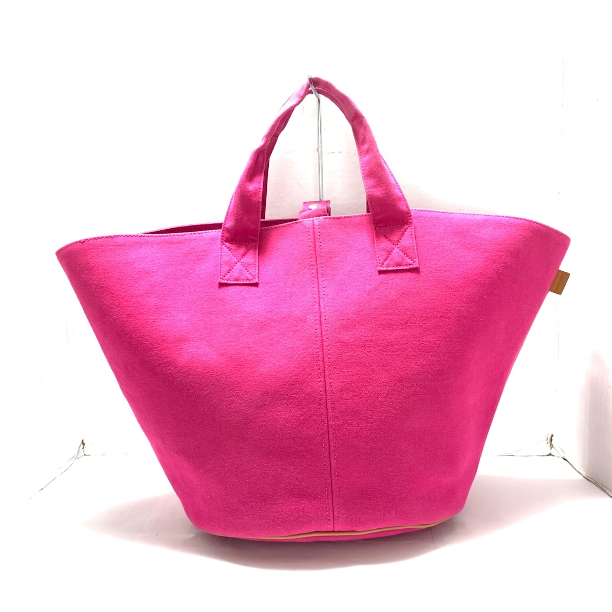 パニエドプラージュPMのトートバッグの買取【ブランディア】 (1ページ目)