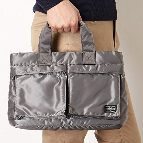 PORTERタンカーのトートバッグはA4サイズが使い勝手がよくてオススメ