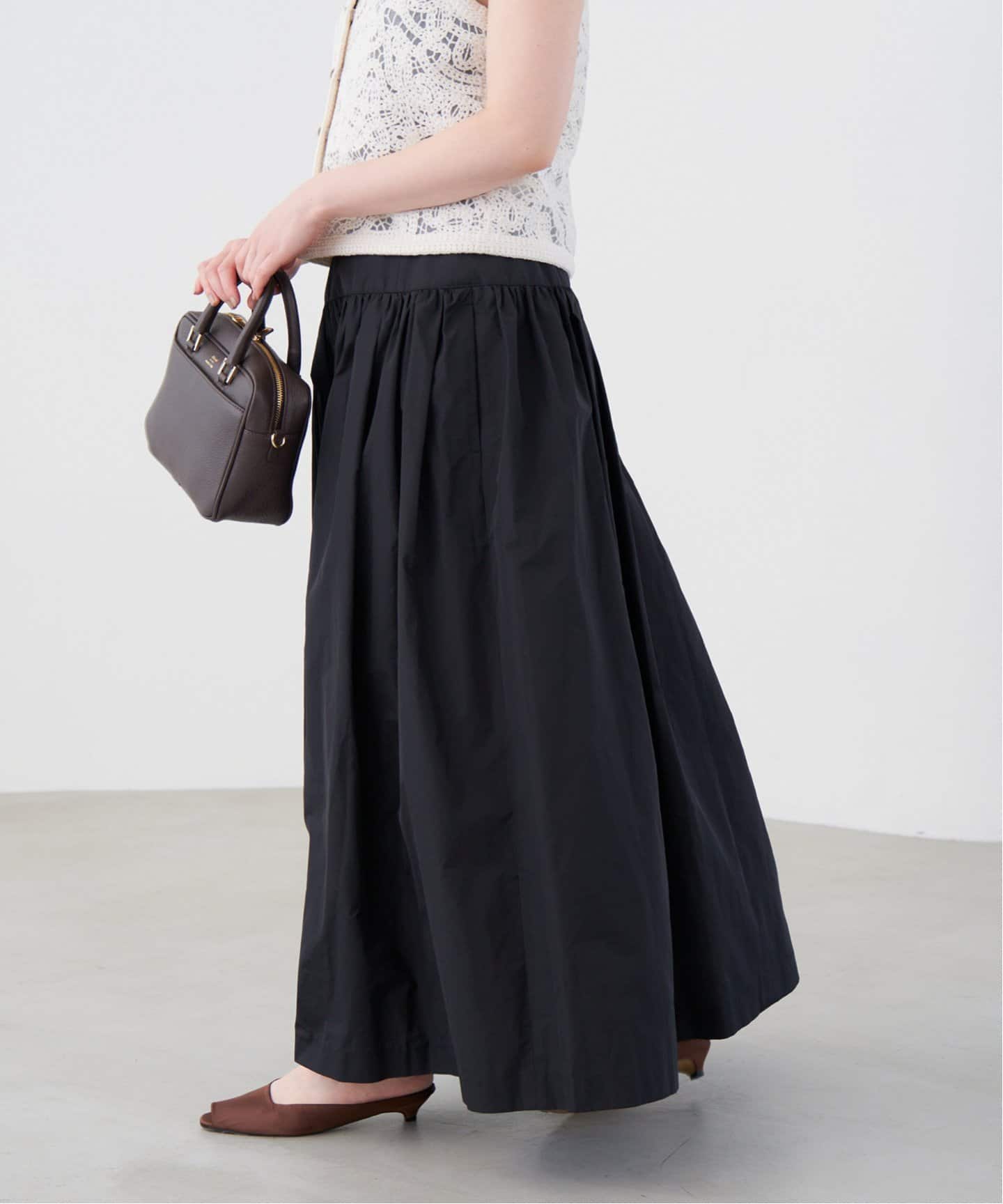 タフタギャザースカート（ロング・マキシ丈スカート）｜IENA（イエナ