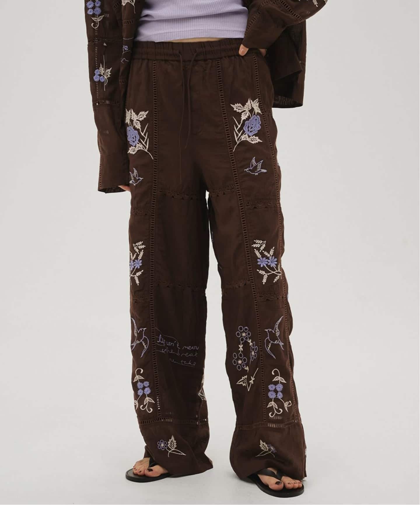 予約》TODAYFUL Embroidery Patchwork Trousers（スラックス）｜BOICE