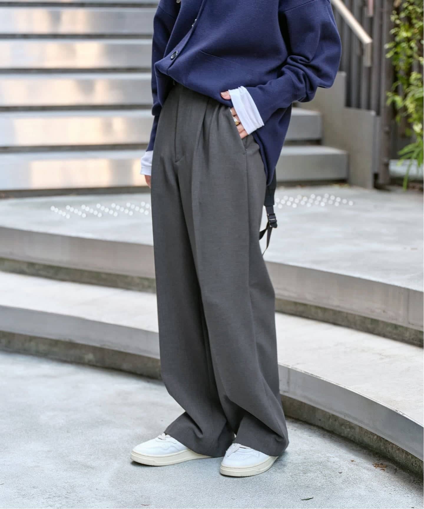 追加》ダブルクロスツータックパンツ（スラックス）｜Spick and Span