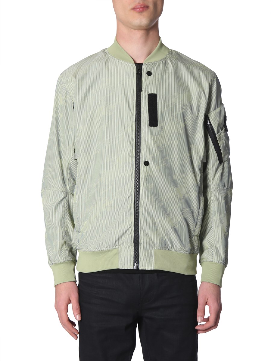 STONE ISLAND SHADOW PROJECT - LENTICULAR JACQUARD BOMBER IN