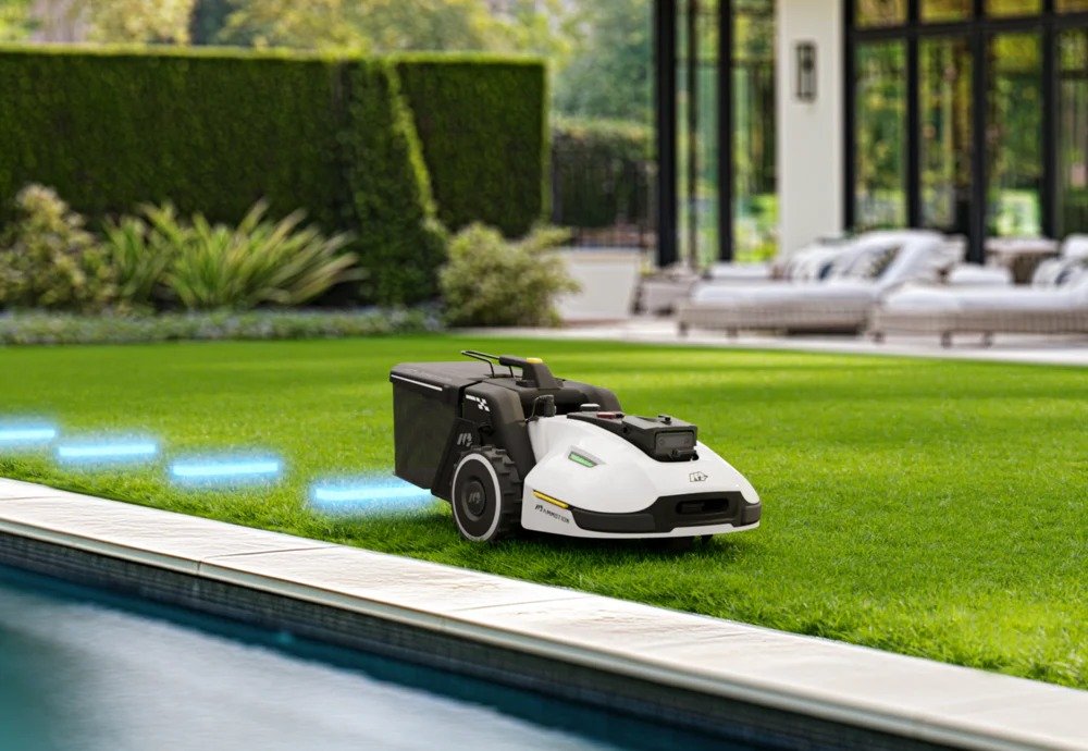 YUKA 3000 Robotic Mower — Automow New England