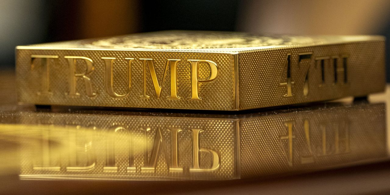 ホワイトハウス「金ぴか」改装中、トランプ氏が本腰 - WSJ