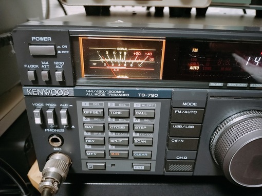 トリオTS-120V HF10W 機の修理品トリオTS-120V HF10W 機の修理品