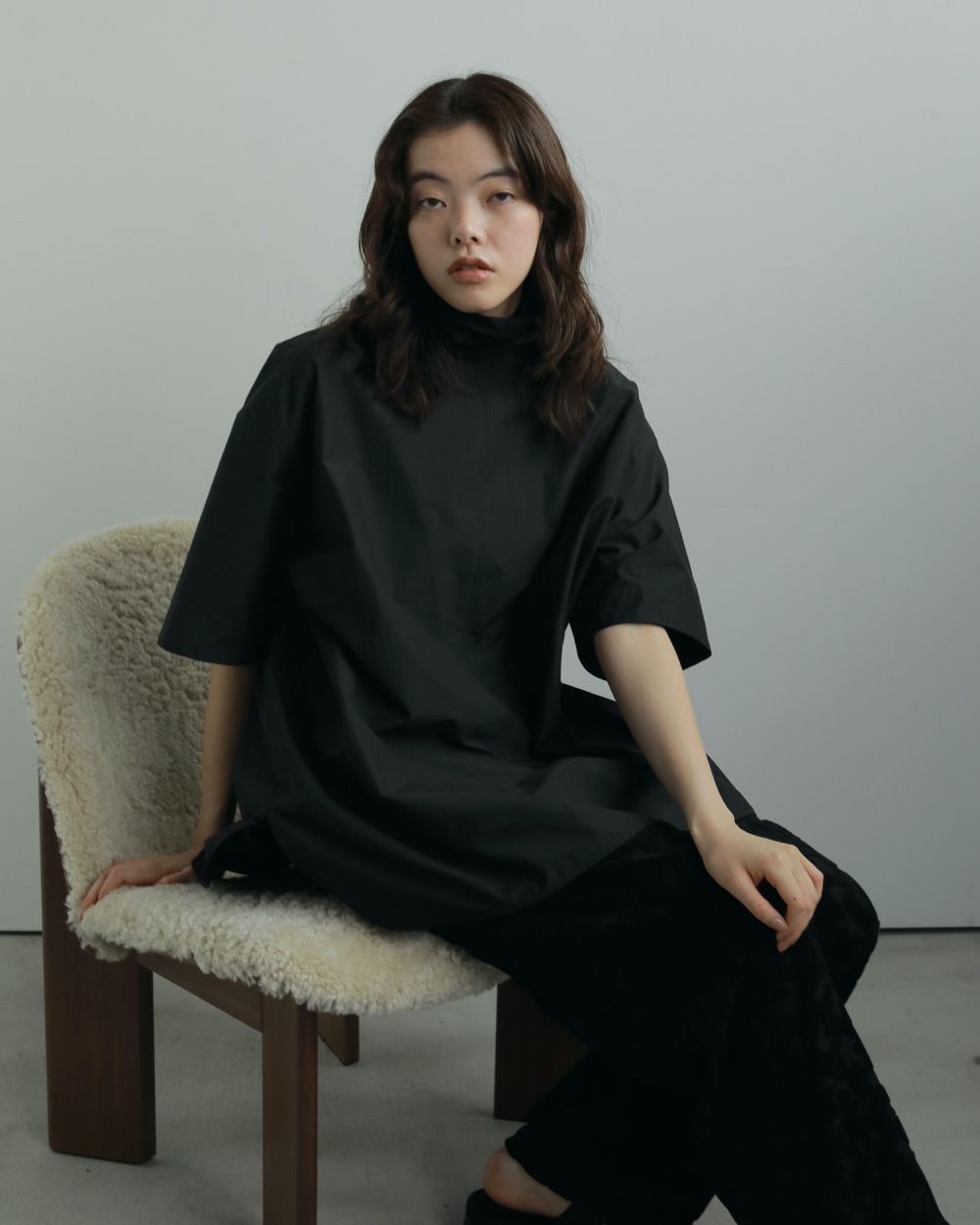 ànuke online store（アンヌーク） / Highneck Over BlouseHighneck