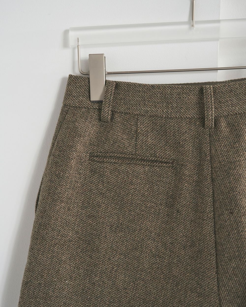 ànuke online store（アンヌーク） / Herringbone Short