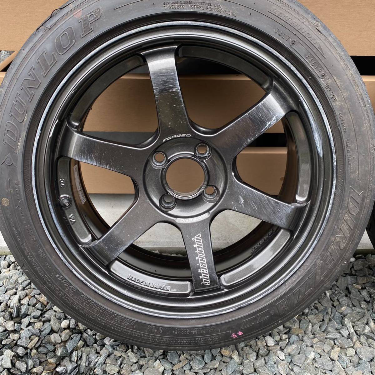 RAYS TE37 sonic 16インチ 7j+25 DIREZZA Z3 195/50r16 2本セットの