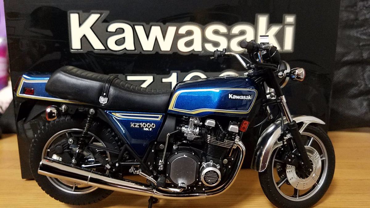 カワサキKZ1000MK-2/Z750FX-1□アンコ抜きシートASSY 角Z（Z750FX