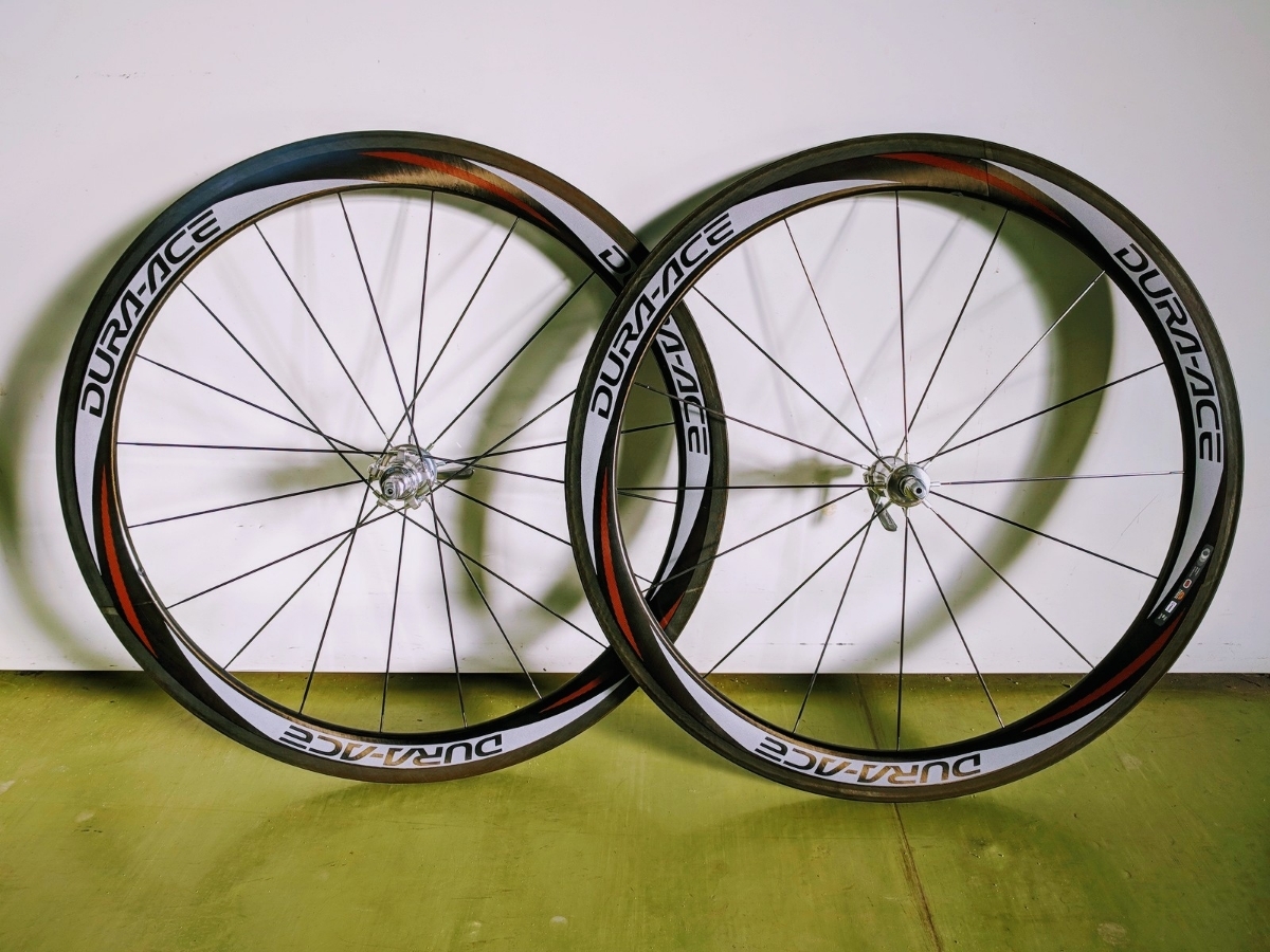 ジャンク DURA-ACE 完組カーボンディープホイールセットWH-R7801