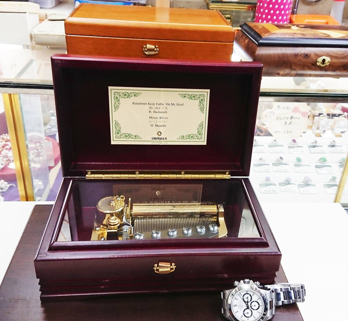 雨に濡れても ムーンリバー オルフェウス オルゴール 50弁 雨に濡れて