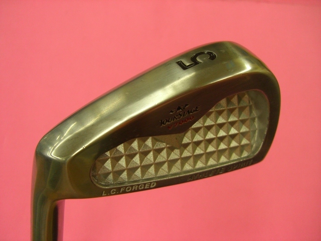 ツアーステージ V7000 アイアンセット(ブリヂストン)の評価を見る