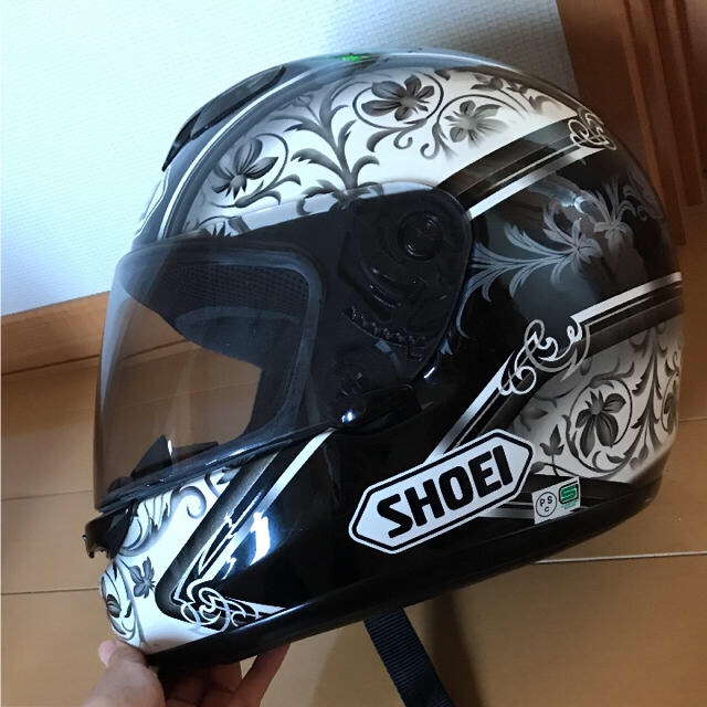 美品SHOEIフルフェイスヘルメット 花柄M おまけ2点付きの通販 by