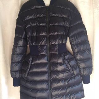 RED VALENTINO（ダウンコート）のフリマアイテム一覧