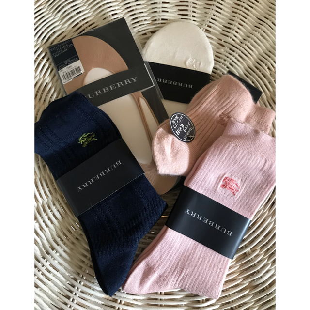 BURBERRY - 【新品】バーバリー 靴下の通販 by パルフェ シュシュshop