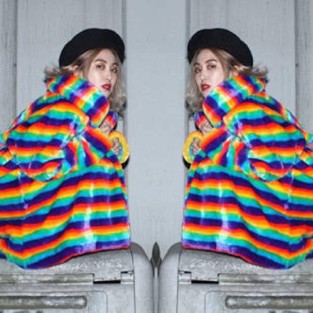 KOBINAI レインボーファーコートの通販 by zoz｜ラクマ