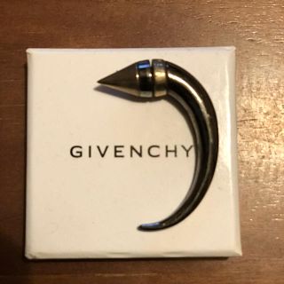 GIVENCHY - GIVENCHY マグネットピアスの通販 by THE SHOP｜ジバンシィ