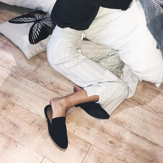 最終値下げ♡Juemi リブ ニット パンツの通販 by 8st.｜ラクマ