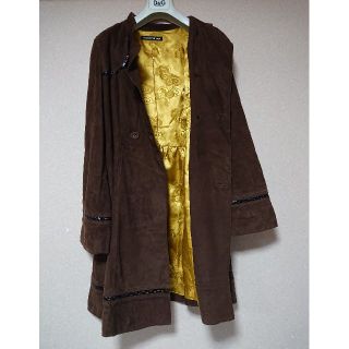 VIVIENNE TAM（ライン ・ ロングコート）のフリマアイテム一覧