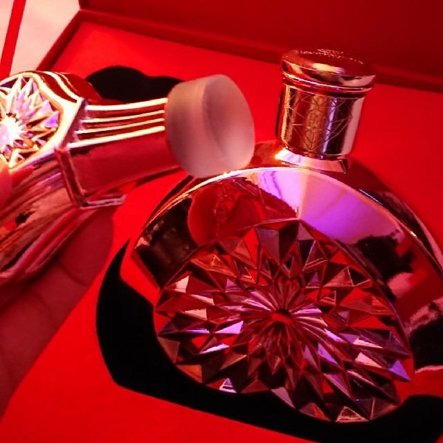 専用出品）新品未開栓美品 フォーチュンハート クリスタルボトル 高級