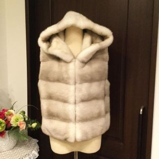 FOXEY（ベスト/ジレ）のフリマアイテム一覧