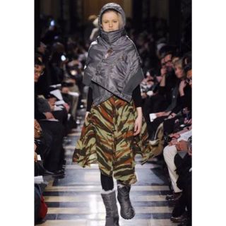 JUNYA WATANABE COMME des GARCONS（ポンチョ）のフリマアイテム一覧