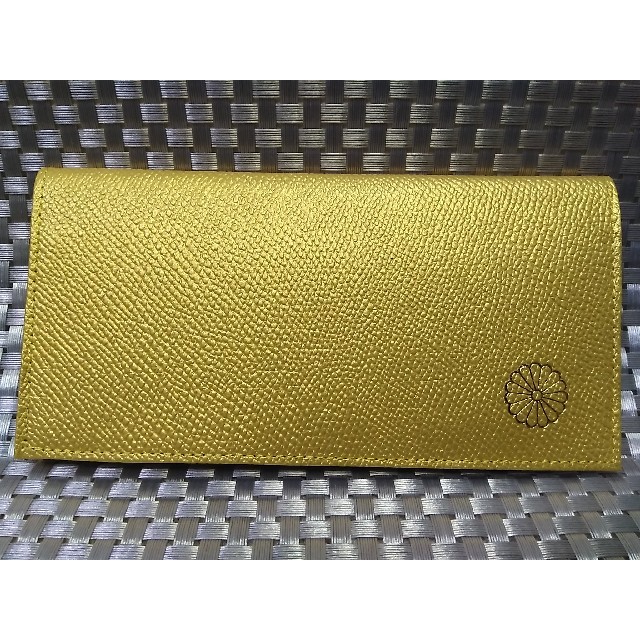 皇居限定 菊の御紋入り 牛革長財布 ゴールド （金色） 新品未使用品 お