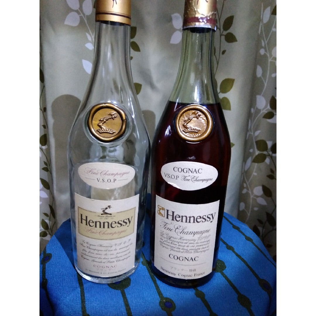 希少レトロ、旧ボトル特級記載ヘネシー'VSOPコニャックブランデー箱