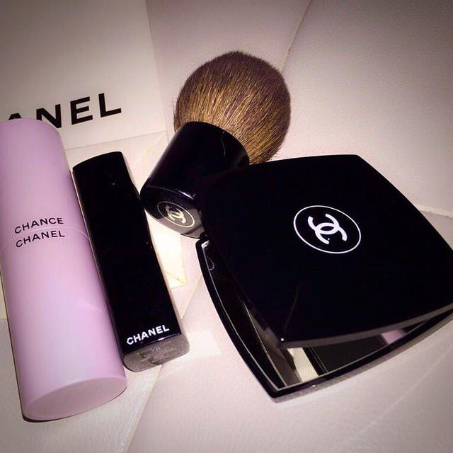 CHANEL コンパクトミラー CHANEL シャネル シャネル コンパクトミラー