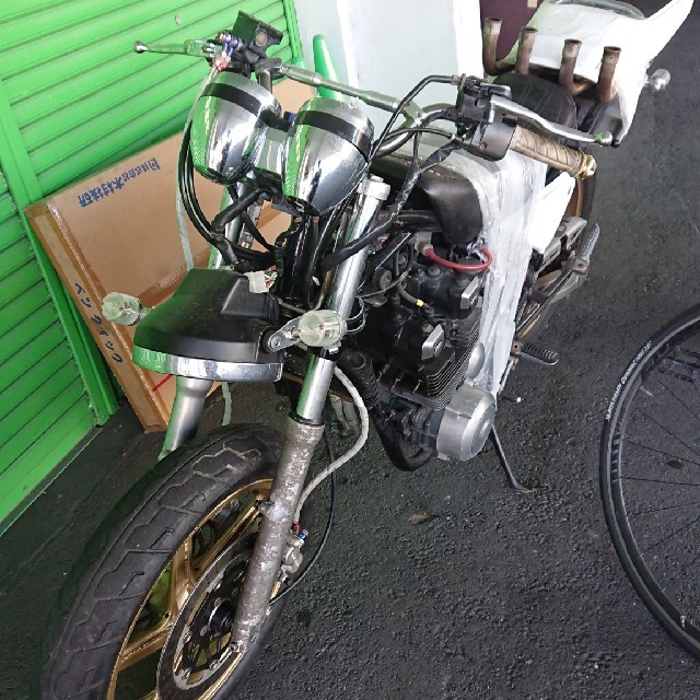 カワサキ - ZEPHYRχ レストア 不動車 部品取り バイクの通販 by