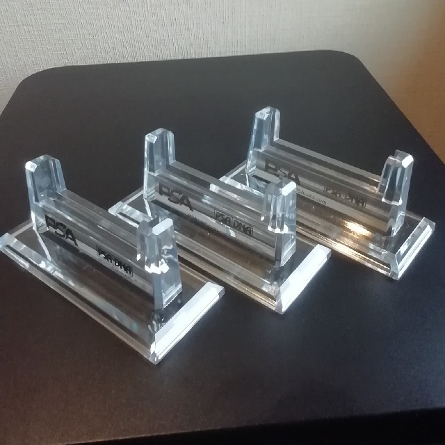 PSA鑑定品 公式カードスタンド 3個の通販 by れお's shop｜ラクマ