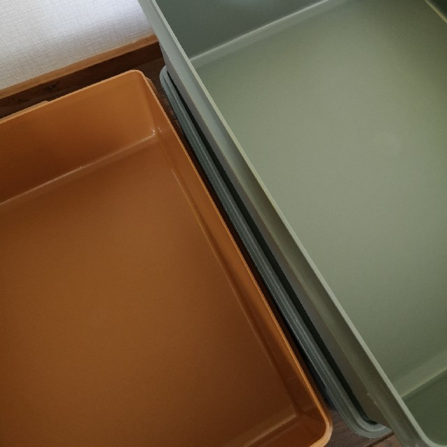 Tupperware タッパー スーパーケース 衣装ケース 3個セットの通販 by