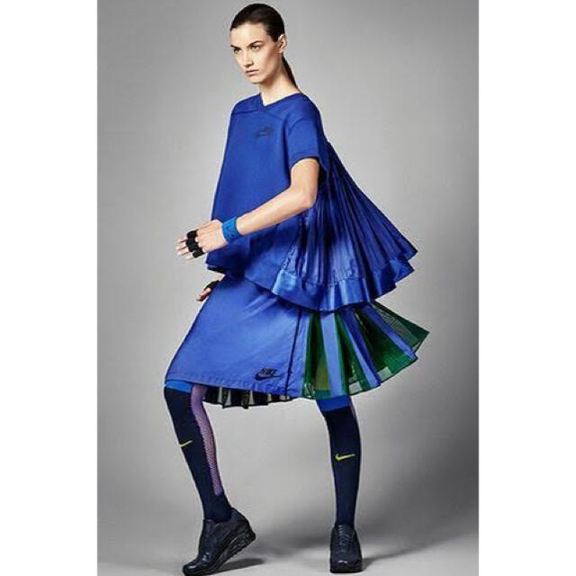 sacai - NIKE × Sacai 15SS バックプリーツ 半袖スウェット サイズ:Mの