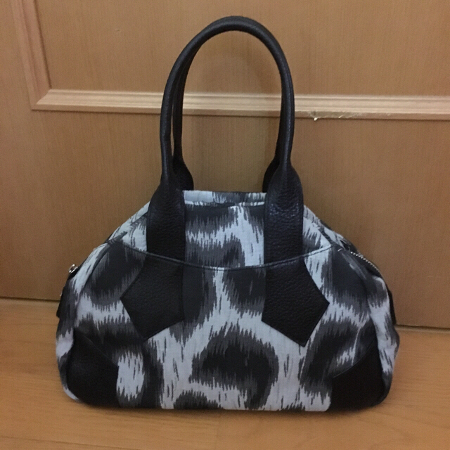 Vivienne Westwood - vivienne レオパード ヤスミン 鞄の通販 by 近々
