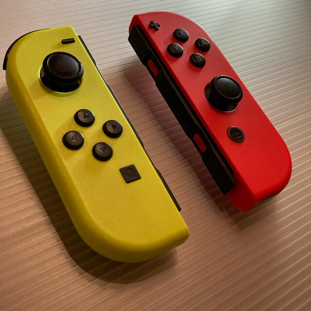 Nintendo Switch - ジョイコン ネオンイエロー ネオンレッド Switch